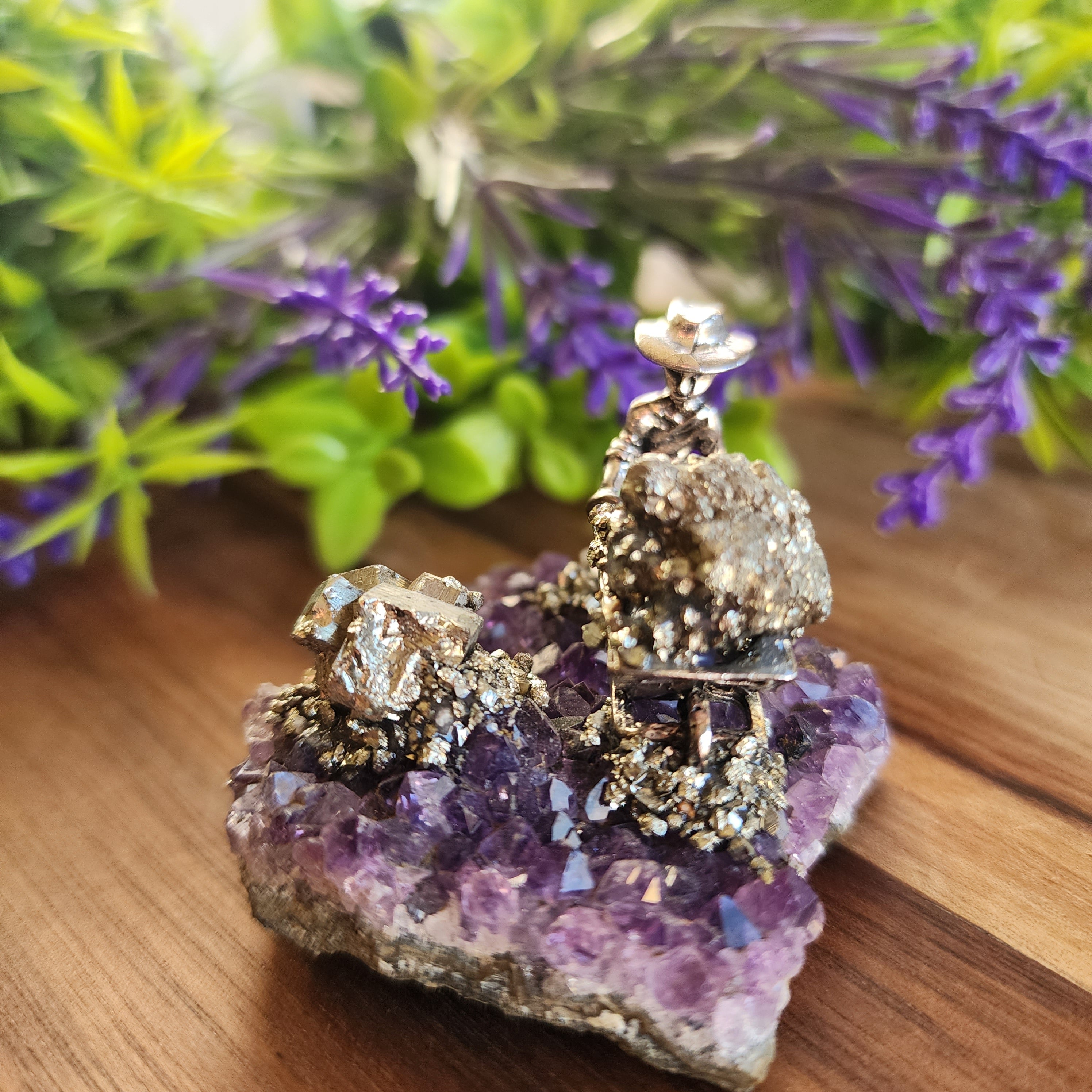 Pyrite Minner On Amethyst