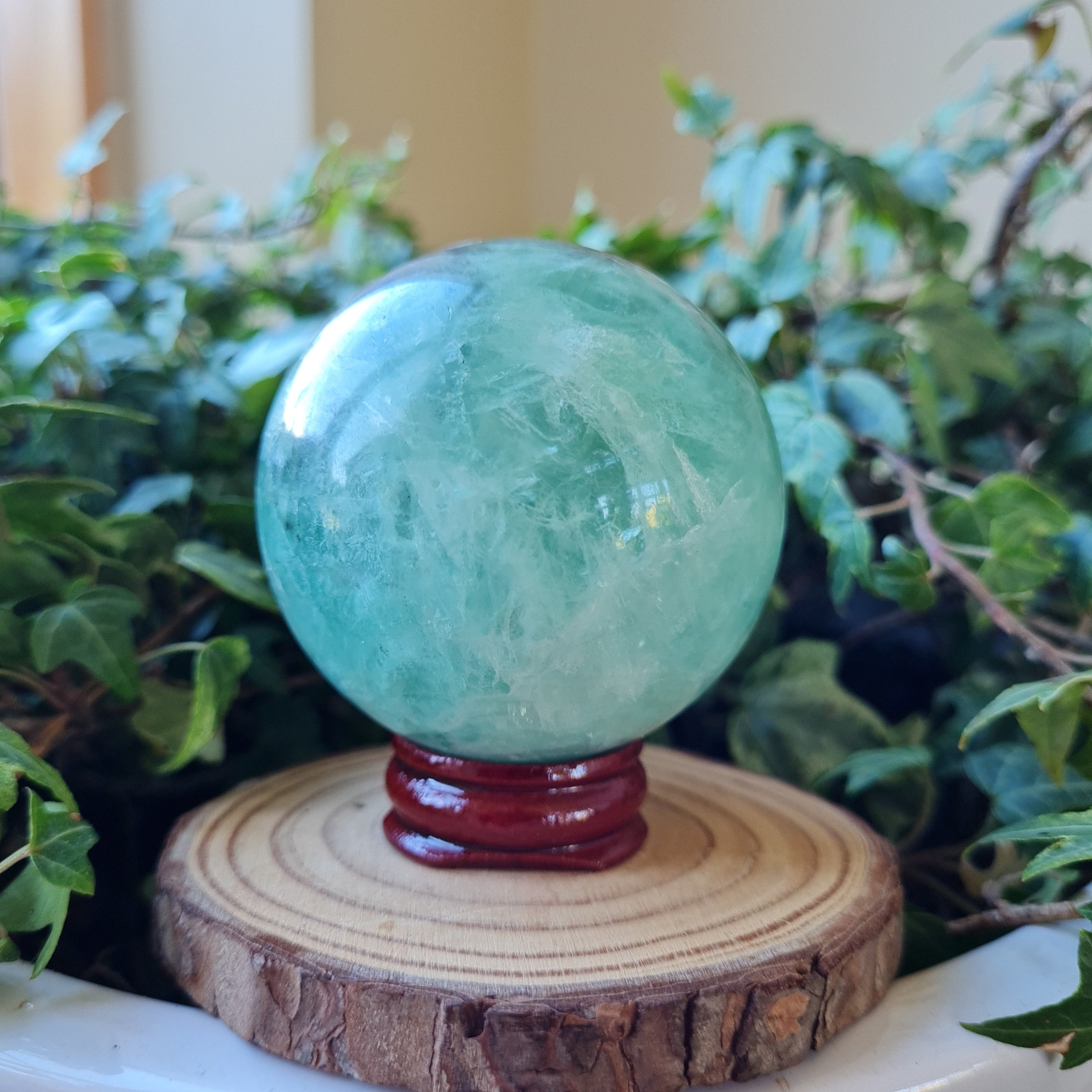 Classic Wooden Sphere Holder